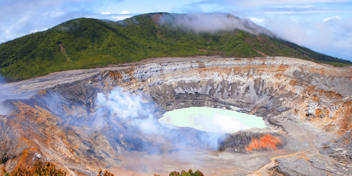 Costa Rica 3-min.webp